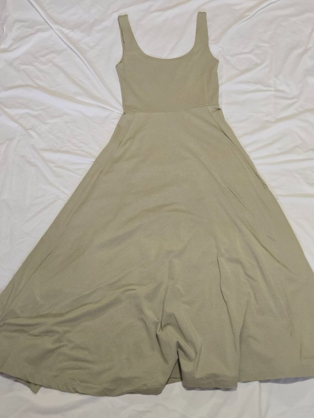 American Eagle Scoop Neck Midi Dress in Olive (Small) - Summer Dress - Picture 8 of 10